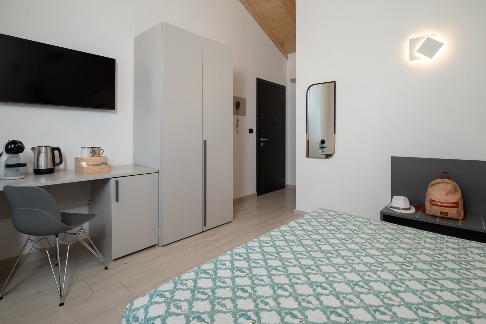 Theodore Rooms San Teodoro  Εξωτερικό φωτογραφία
